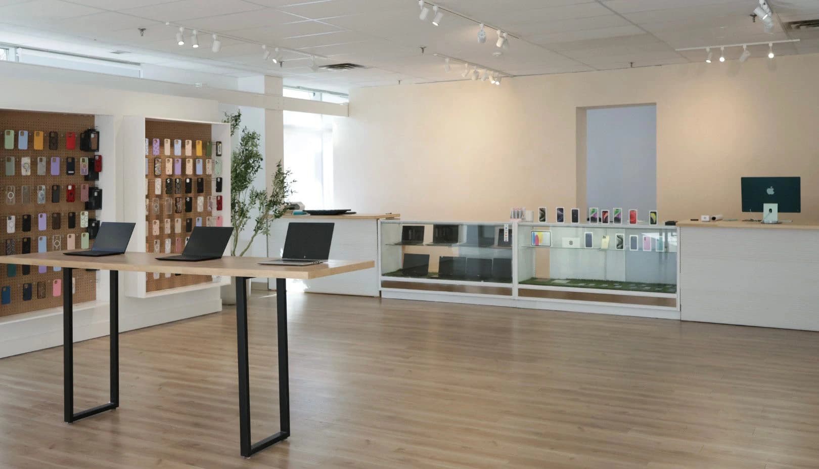 Shop Devices Banner